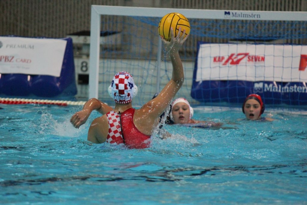 Nea Matičević najbolja u slavlju protiv Njemačke, Nina Jazvin pet golova za pobjeda nad Francuskom