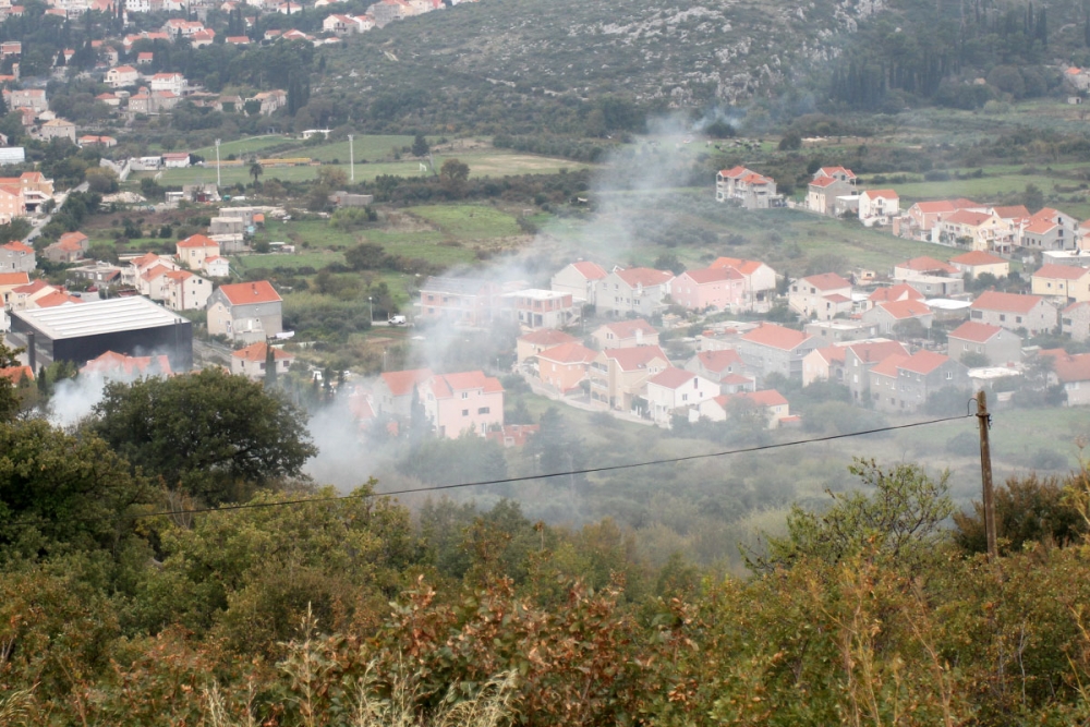 Od subote 25. do utorka 28. travnja dozvoljava se paljenje vatre, spaljivanje korova i biljnog otpada na otvorenom