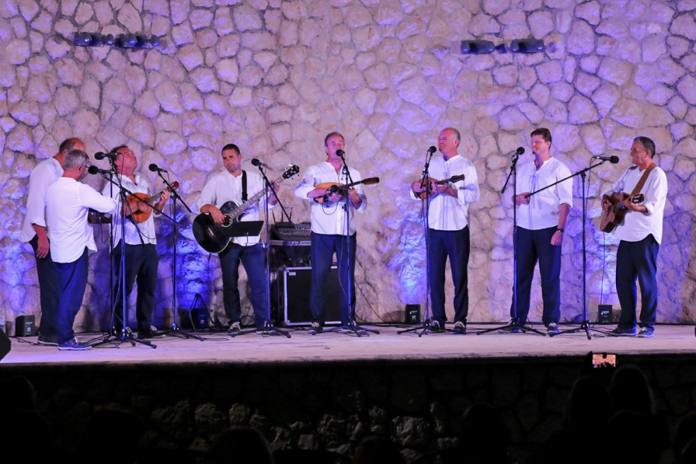 ŽuTV; Župsko ljeto - Klapa Subrenum, koncert u Mandaljeni (VIDEO)
