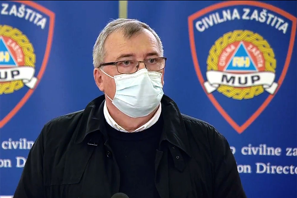U posljednja 24 sata 2958 novih slučajeva, na respiratoru 217 pacijenata, preminulo 57 osoba