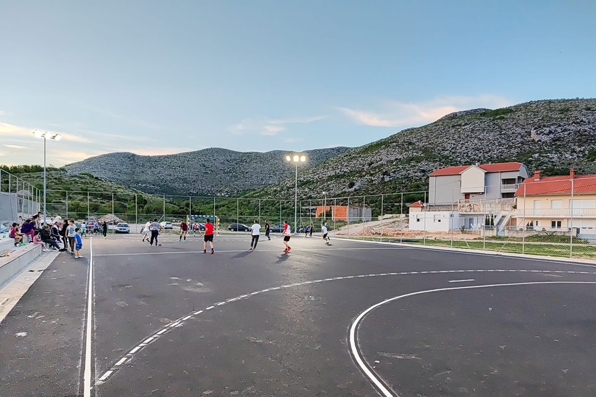 Utakmicama Turnira mjesnih zajednica općine Ravno danas se otvara novoizgrađeno igrali&scaron;te na Ivanici