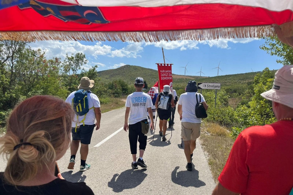 Zavjetno hodoča&scaron;će mladih i branitelja; Marijanski zavjet za Domovinu stigao na područje na&scaron;e biskupije