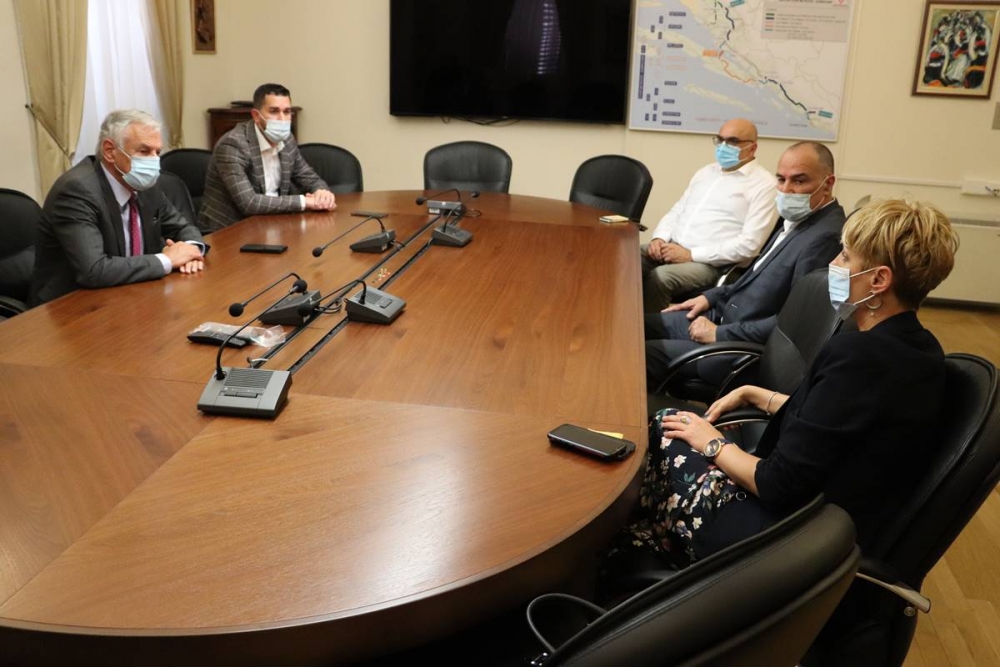 Dobroslavić s predstavnicima Gospodarske i Obrtničke komore o cijepljenju u gospodarskim subjektima