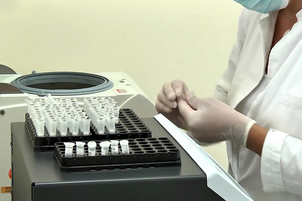 Osam novih slučajeva zaraze, preminuo stariji mu&scaron;karac iz Metkovića, hospitalizirano 27 pozitivnih