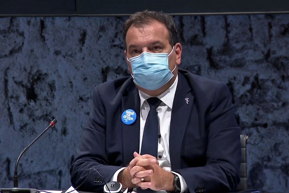 U posljednja 24 sata u Hrvatskoj 1673 nova slučaja zaraze, na respiratoru 100 pacijenata, preminulo 10 osoba