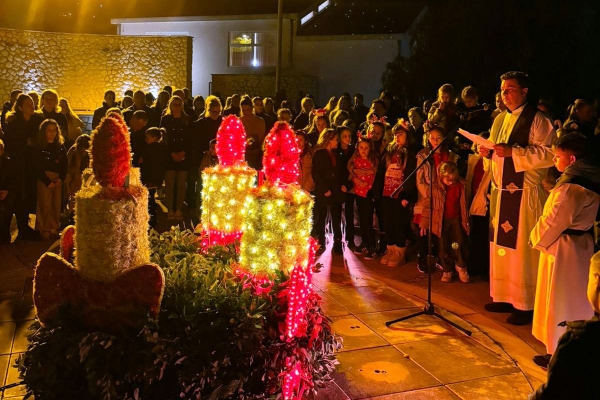 U Mandaljeni upaljena druga adventska svijeća &ndash; svijeća mira