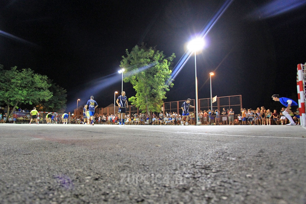 U prve dvije utakmice repesaža Spektar i Caffe bar Antika uvjerljivo do četvrtfinala