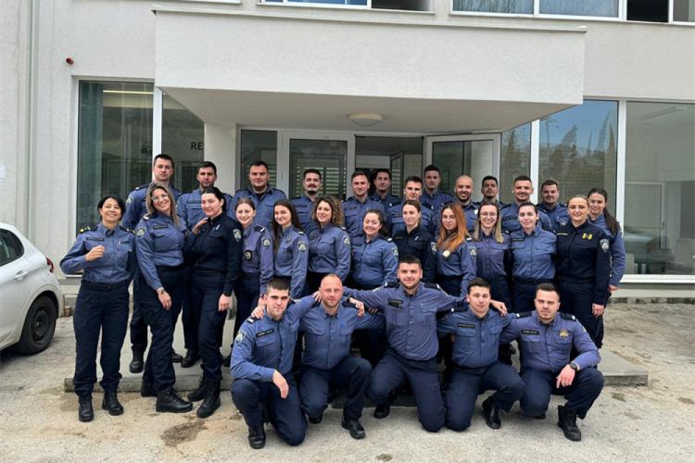 U Kuparima zavr&scaron;io tečaj Granične policije; Polaznici iz pet policijskih uprava uspje&scaron;no obučeni za rad na granici