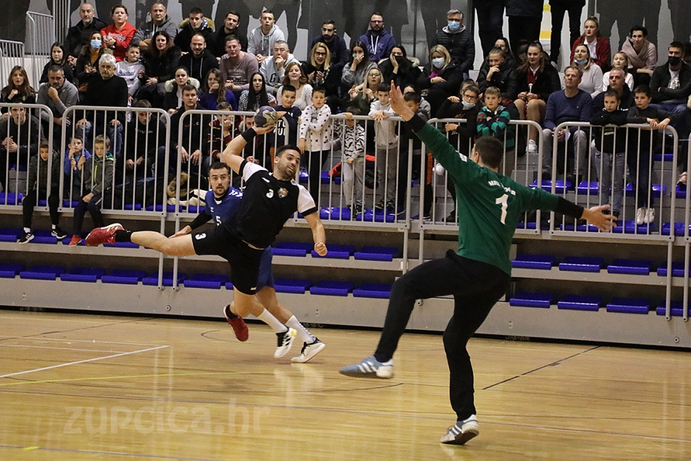 Prvi drugoliga&scaron;ki bodovi; Ardiaei nadigrao Zadra 1954., osam golova Brnina, sedam Ba&scaron;ice