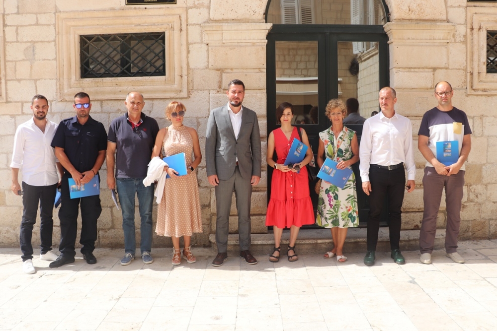 Potpisani ugovori o financiranju s udrugama koje provode projekte iz područja za&scaron;tite okoli&scaron;a