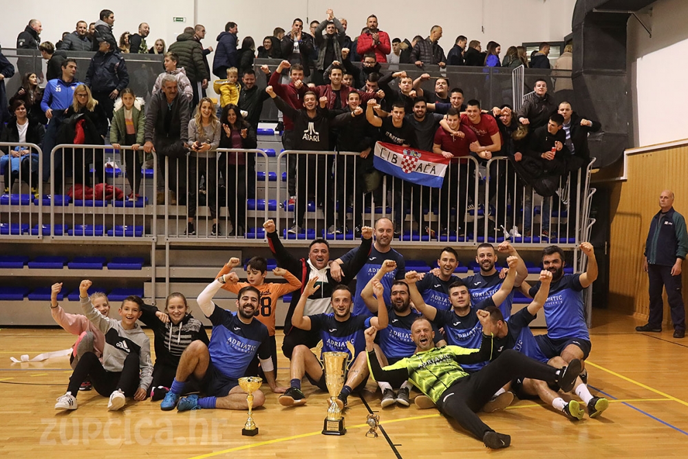 Pehar se vratio u Čibaču; Gornja Čibača četvrti put pobjednik Turnira župskih mjesta (FOTO)