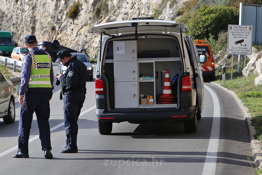 U osam prometnih nesreća pet osoba teže, a sedam lak&scaron;e ozlijeđeno - 762 represivnih mjera