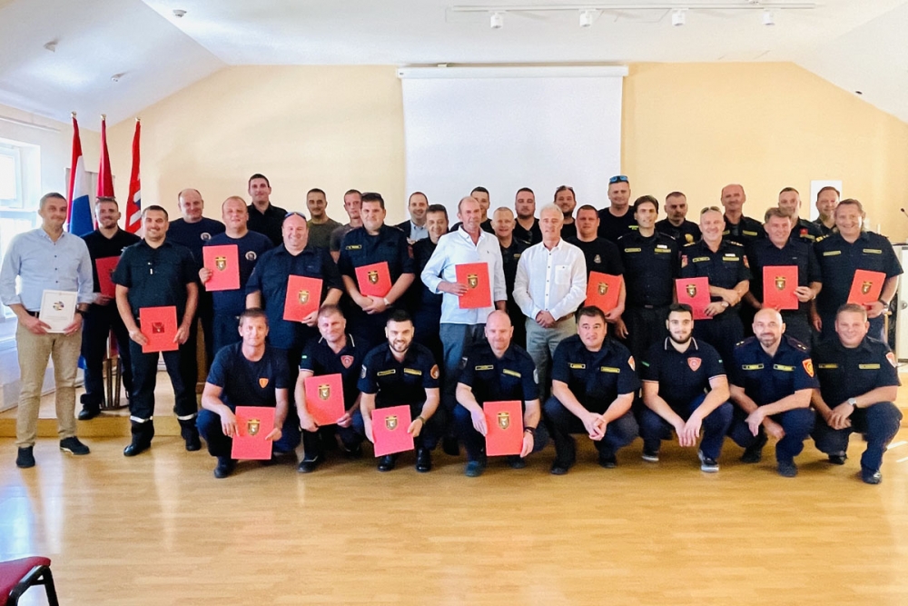 Nardelli primio predstavnike svih vatrogasnih postrojbi koje su gasile veliki požar u srpnju (FOTO)