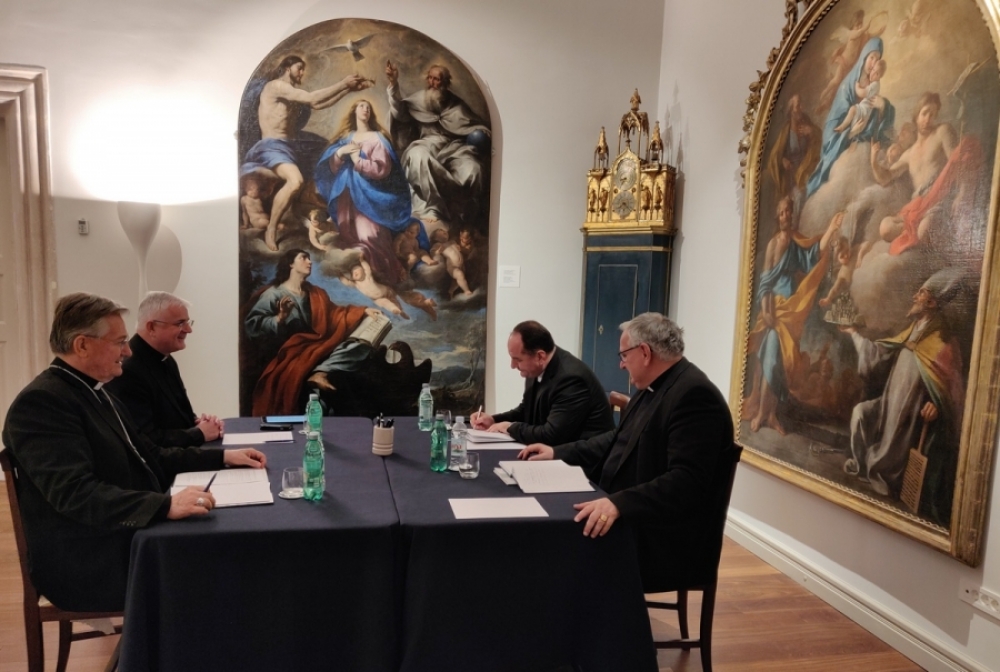 Sastanak biskupa Splitske metropolije u biskupskom domu Dubrovniku