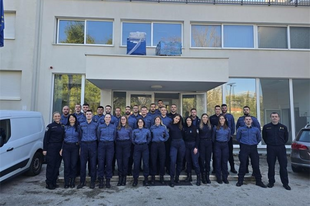 U smje&scaron;tajno-obučnom centru Mladost u Kuparima zavr&scaron;en Tečaj granične policije