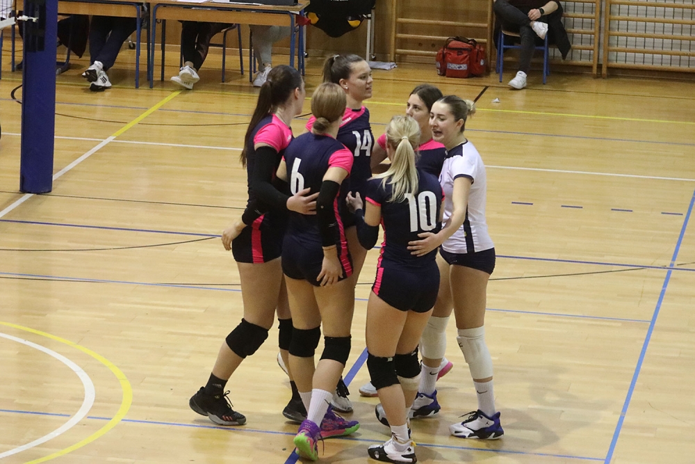 Uzbudljivo odbojka&scaron;ko nedjeljno popodne u dvorani na Mljekari, u goste strže vodeći ŽOK Trogir