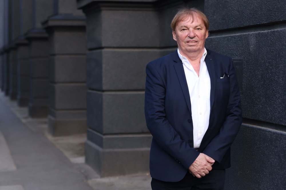 U okviru popratnog programa 74. Igara predstavljanje knjige "Louvre je moj atelje, ulica moj muzej"