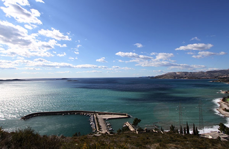 Meteoalarm izdao najveće, crveno upozorenje - Sutra olujna bura s orkanskim udarima !!
