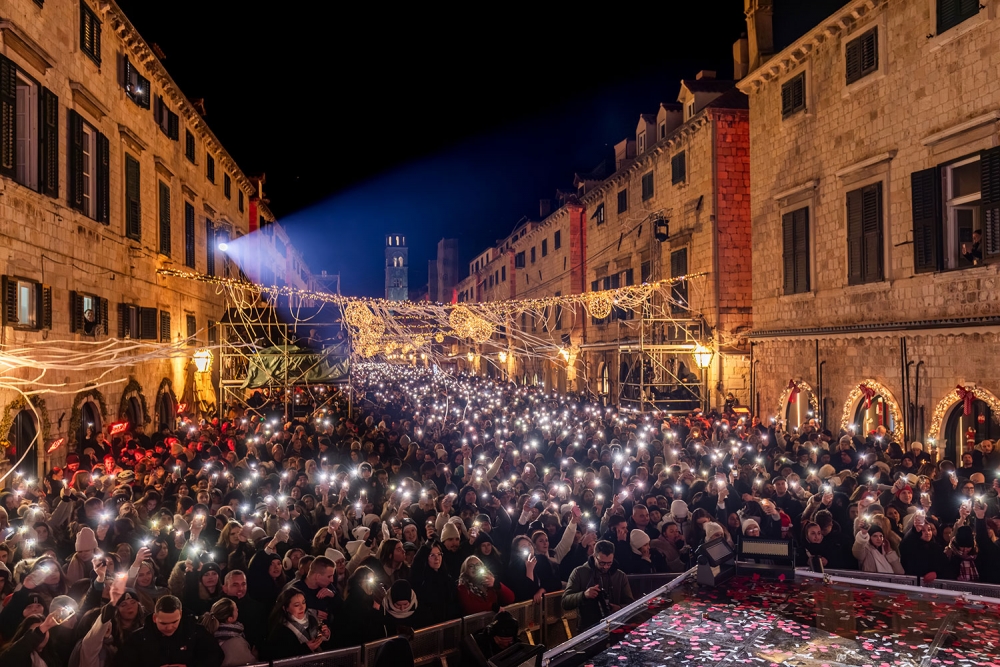 Zavr&scaron;io 12. Dubrovački zimski festival: Preko 100 tisuća posjetitelja u 36 dana i doček o kojem se i dalje govori!