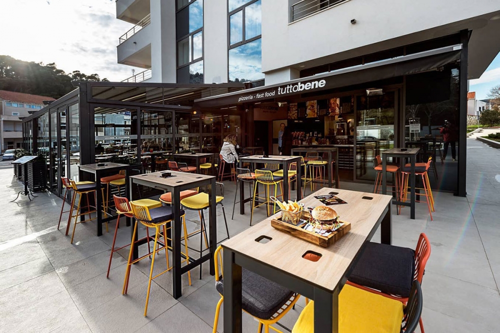 TuttoBene Pizzeria &amp; Fast Food - Srebreno nudi 50 posto popusta na cjelokupan jelovnik, uz dostavu piće gratis