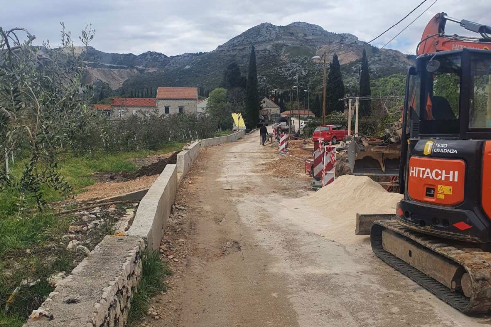 Zbog radova na dionici od Mandaljene do rijeke Tarante zabrana prometovanja tri dana u jutarnjim satima