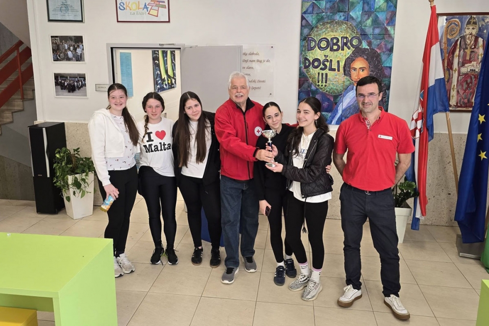 Učenici župske &scaron;kole pobjednici Gradskog natjecanja mladih Crvenog križa u kategoriji podmlatka