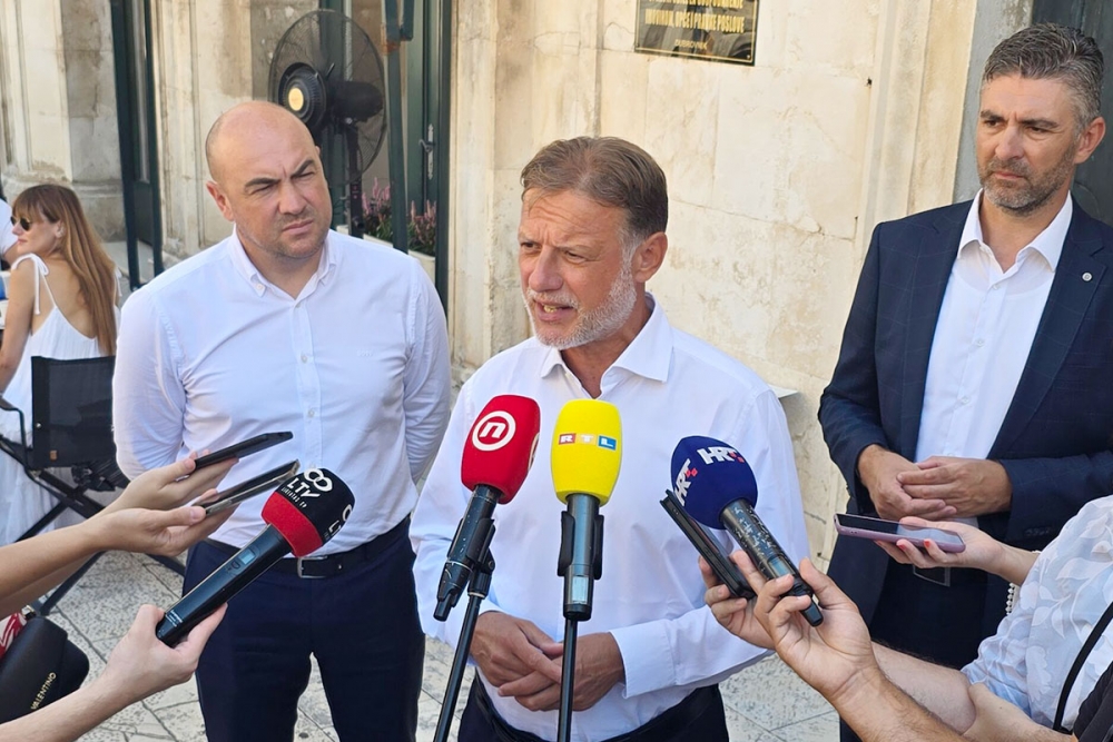 Predsjednik sabora Jandroković se sastao sa županom Blažom Pezom i gradonačelnikom Frankovićem