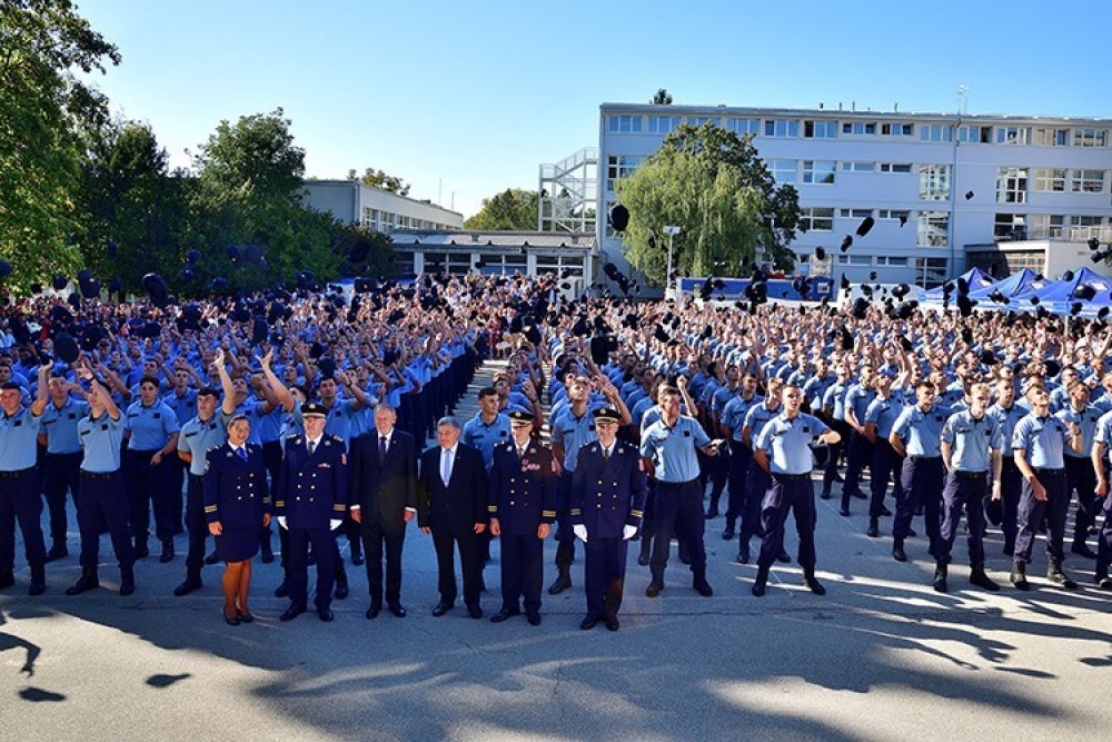 PU dubrovačko-neretvanska bogatija za 44 mladih policijskih službenika/ca