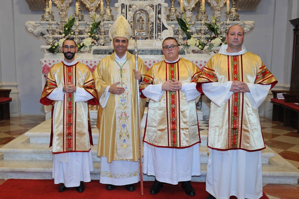 Ivan Galjuf, Petar Markić i fra Matija Juri&scaron;ić primili Sveti red đakonata (FOTOGALERIJA)