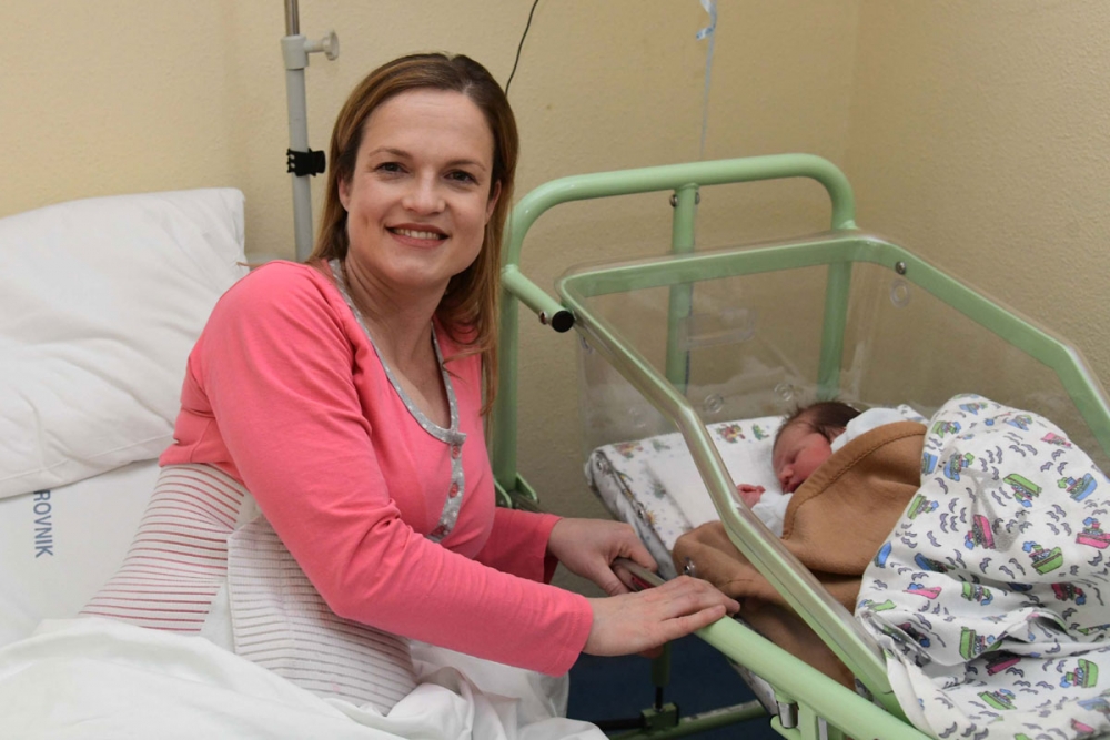 Mali Župljanin Luka Barović prva je beba rođena u 2020. godini u na&scaron;oj županiji (FOTO)